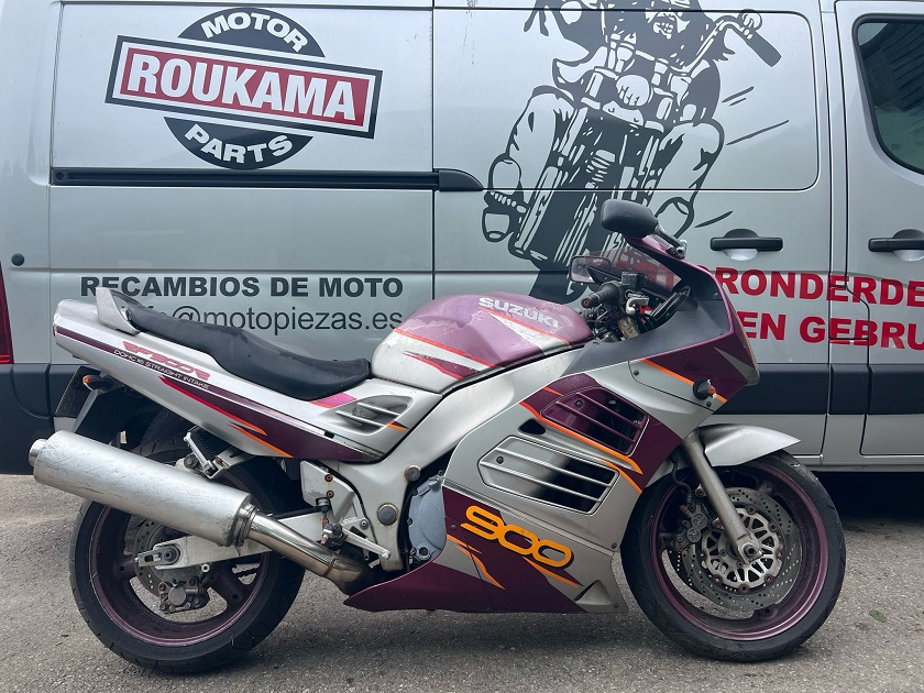 0 Suzuki RF900R(GT73B)1996 GEDEMONTEERD 0 Suzuki RF900R(GT73B)1996 GEDEMONTEERD